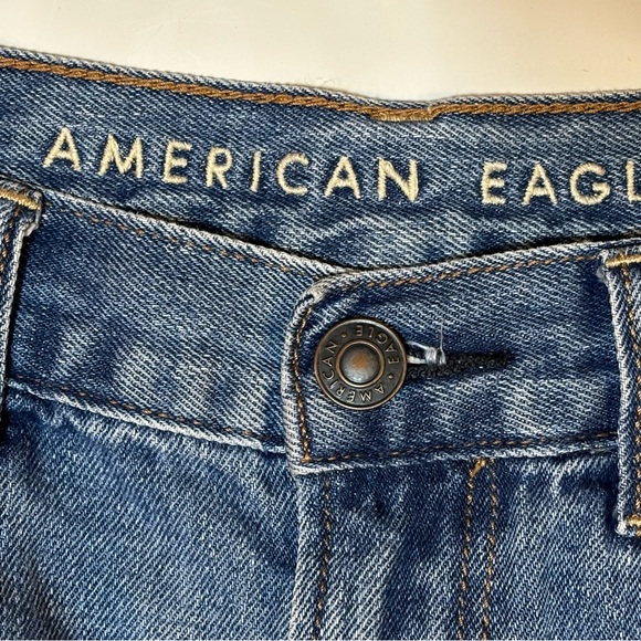AE American Eagle Outfitters Distressed Mom Jeans 0 - Picture 6 of 9